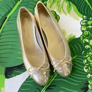 CHANEL Metallic Gold Ballet Flat